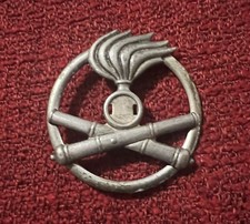 Stemma fregio basco usato Stemma fregio basco usato  Italia