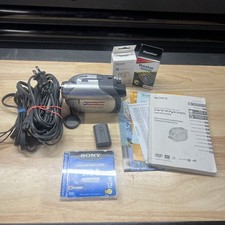 Câmera Filmadora Sony HandyCam DCR-DVD105 Mini DVD Nighthot Zoom Óptico 20x comprar usado Câmera Filmadora Sony HandyCam DCR-DVD105 Mini DVD Nighthot Zoom Óptico 20x comprar usado  Enviando para Brazil