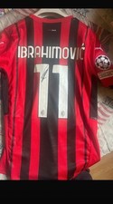 Maglia autografata milan usato  Turbigo