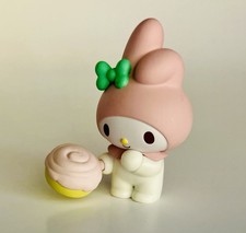 Bonecos de lanches doces e salgados Hello Kitty And Friends (My Melody com Cinnabon) comprar usado Bonecos de lanches doces e salgados Hello Kitty And Friends (My Melody com Cinnabon) comprar usado  Enviando para Brazil