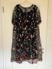 Triangle liver traumkleid gebraucht kaufen  Düsseldorf