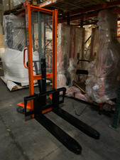 Apollolift used 2200lbs for sale  Fullerton