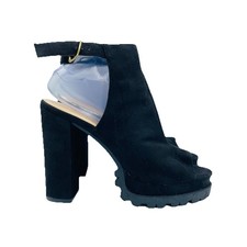Wild diva shoes for sale  Dekalb