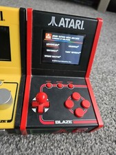 MINI PLAYER ESTILO ARCADE BLAZE ATARI 2600 - TESTADO - FUNCIONA MUITO BEM! COLECIONÁVEL! comprar usado  Enviando para Brazil