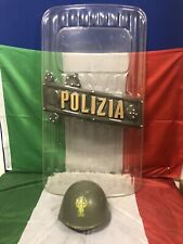 Scudo con elmetto usato  Milano