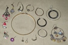 Lot of Vintage Junk Drawer Earrings comprar usado  Enviando para Brazil