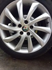 Vendo cerchi alfa usato  Stornara