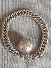 Ancien bracelet breloque d'occasion  La Charité-sur-Loire