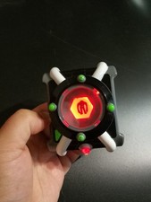 Ben 10 Playmates #76931 Deluxe Omnitrix 2017 Brinquedo, 100+ Frases Alienígenas e Som FX!, usado comprar usado  Enviando para Brazil