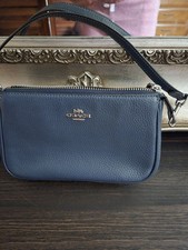 clutch azul comprar usado clutch azul comprar usado Enviando para Brazil