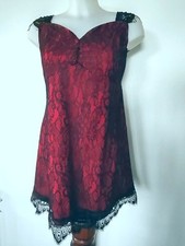 Robe glamour dentelle d'occasion  Tourcoing