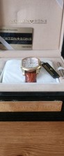 Montre chronographe newton d'occasion  Saint-Fargeau-Ponthierry