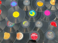 25 LP VINYL RECORDS IN BULK FOR CRAFTS WALLHANGER DINER DECOR RETRO PROJECT MCM comprar usado  Enviando para Brazil
