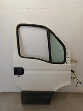 Porte droit iveco d'occasion  France