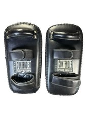 Par de almofadas de chute tailandesas curvas Contender Fight Sports couro preto 16”x8” treinamento. comprar usado  Enviando para Brazil