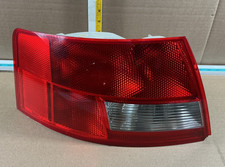 Lanterna traseira externa lateral esquerda Audi A4 2008-2012 8H0945095 fabricante de equipamento original comprar usado Lanterna traseira externa lateral esquerda Audi A4 2008-2012 8H0945095 fabricante de equipamento original comprar usado  Enviando para Brazil