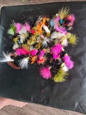 100 barbless lures for sale  GLASGOW