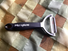 Microplane profi schäler gebraucht kaufen Microplane profi schäler gebraucht kaufen  Koblenz