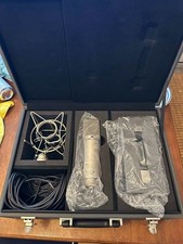 Neumann set large for sale  Torrance