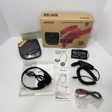 CD player portátil Aiwa XP-55 com fones de ouvido, adaptadores para carro/cassete e manual comprar usado  Enviando para Brazil