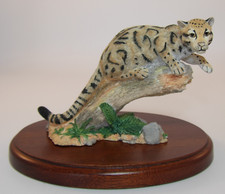 Country artists figure for sale  BRENTWOOD