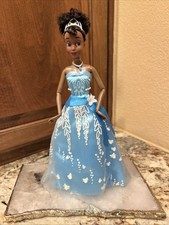 Usado, Boneca Disney Princesa Tiana 12” com Vestido Musical Iluminado Disney Store Barbie  comprar usado  Enviando para Brazil