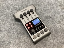 Gravador de podcast ZOOM ZP4 PodTrak P4 4 faixas multitrack XLR USB Beta-2 comprar usado  Enviando para Brazil