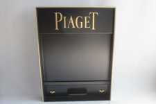 Piaget présentoir vitrine d'occasion Piaget présentoir vitrine d'occasion  Seyssel
