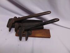 (2) Ferramenta antiga extrator de cortiça de ferro fundido 10,5" x 5" EUA comprar usado  Enviando para Brazil