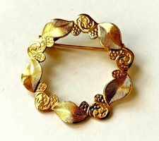 Broche cercle doré d'occasion  Paris XV