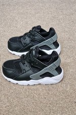 Boys girls nike for sale  BRACKLEY