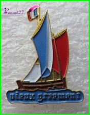Pin bateau voilier d'occasion  Pacy-sur-Eure