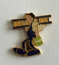 Pin peintre tapissier d'occasion Pin peintre tapissier d'occasion  Aizenay