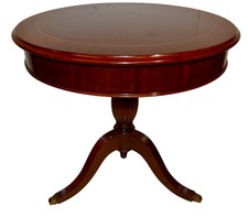 Elegante tavolo stile usato  Borgo San Dalmazzo