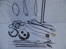 Modeschmuck konvolut kordelsch gebraucht kaufen Modeschmuck konvolut kordelsch gebraucht kaufen  Kelsterbach