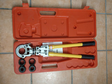 Pinza pressa manuale usato  Spedire a Italy