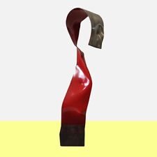 Scultura acciaio con usato  Ferrara