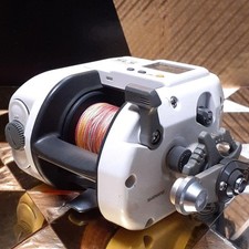 Moulinet appât shimano d'occasion  Expédié en France