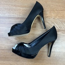 White house black for sale  Holt