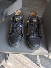 Size giuseppe zanotti for sale  FARNHAM
