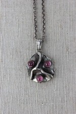 Alter silberner anhänger gebraucht kaufen Alter silberner anhänger gebraucht kaufen  Fehrb.,-Winzeln