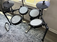 Alesis nitro max d'occasion  Expédié en Belgium