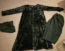 Ladies large pakistani for sale Ladies large pakistani for sale  SCUNTHORPE