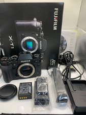 Fujifilm fuji mirrorless for sale Fujifilm fuji mirrorless for sale  ROYSTON