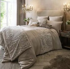 Kylie minogue home for sale  AMERSHAM