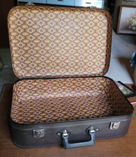 Valise carton ancien d'occasion  Champagne-Mouton