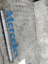 Vetro scendente anteriore usato  Italia
