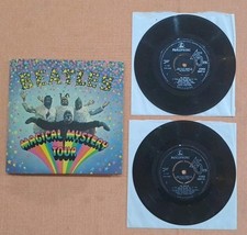 Booklet the beatles usato  Roma