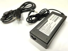 Alimentatore notebook asus usato  Solofra