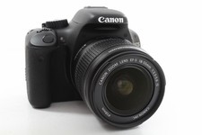 Canon EOS 550D 18-55mm IS Kit, stan bardzo dobry, 900 wyzwalaczy na sprzedaż  Wysyłka do Poland